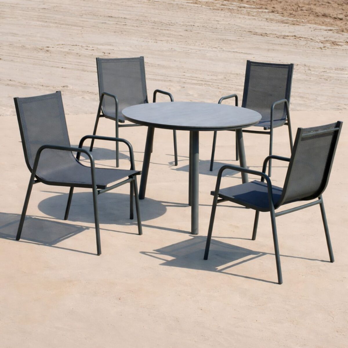 Conjunto de mesa y 4 sillas REHIN/MUNDRA