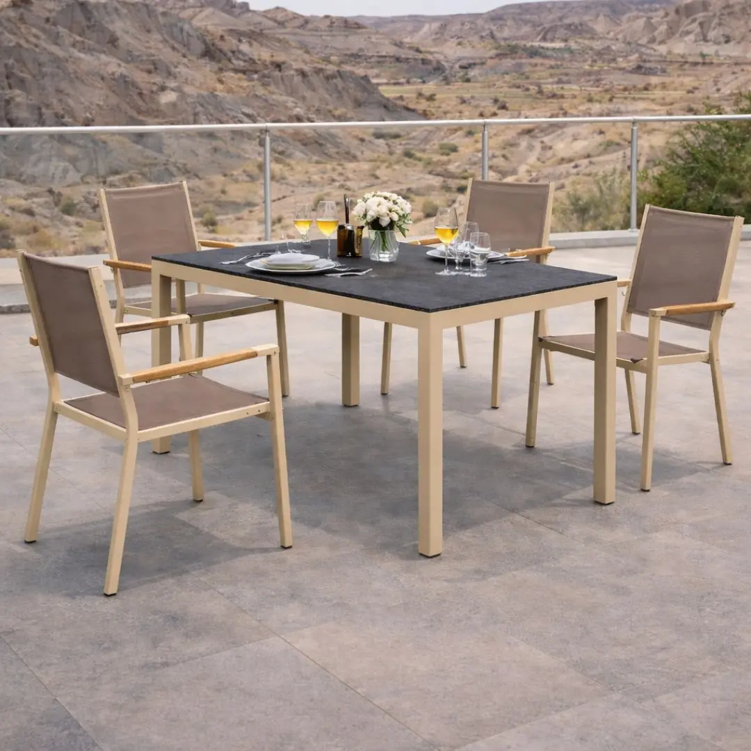 Conjunto de mesa y sillas restaurante PALMA 150/ MOASIS