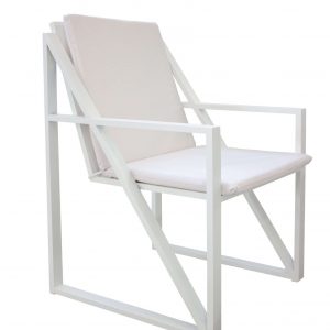 1740053823_sillon-albania.jpg