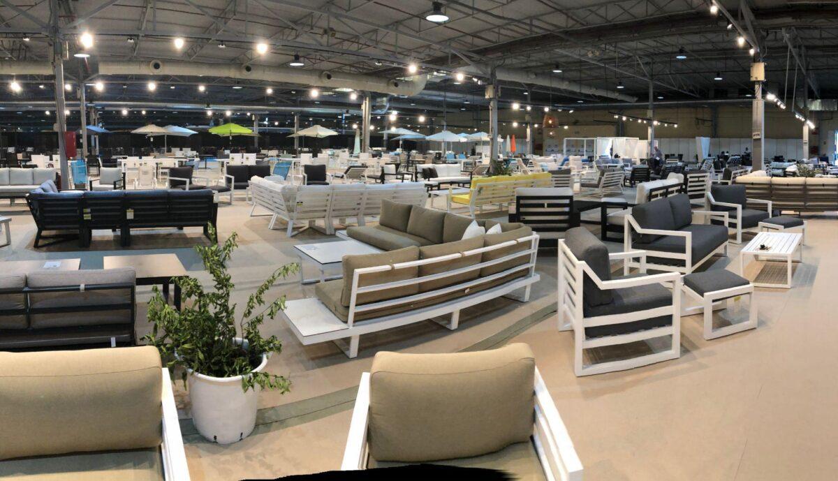 feria de muebles de jardín