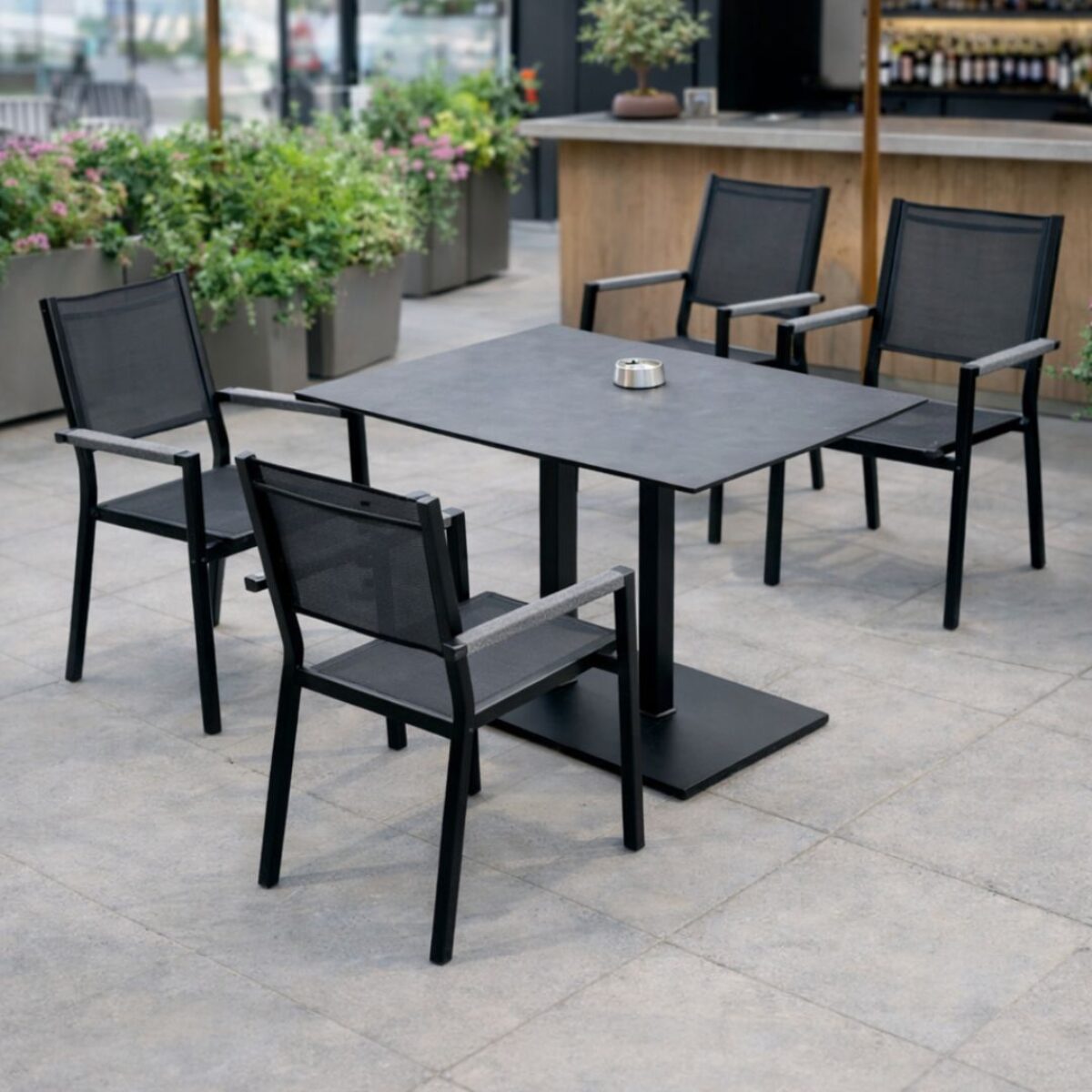 Conjunto de mesa y sillas BRISTOL/MOASIS 130x80